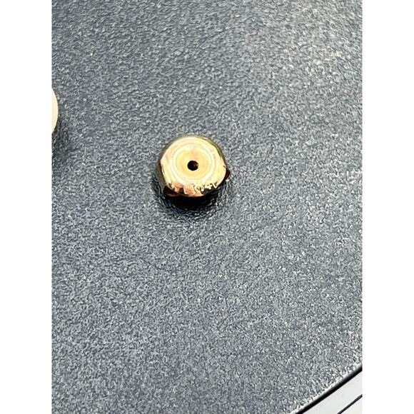Genuine 14K Yellow Gold Japan
2.1g Stamped K14 Classic 8mm Pearl Stud Earrings - Picture 12 of 13